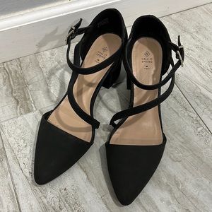 Call It Spring Women’s Vegan Heels Size 8